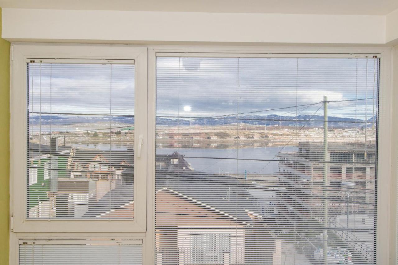 Del Carmen Departamentos Apartment Ushuaia Exterior photo